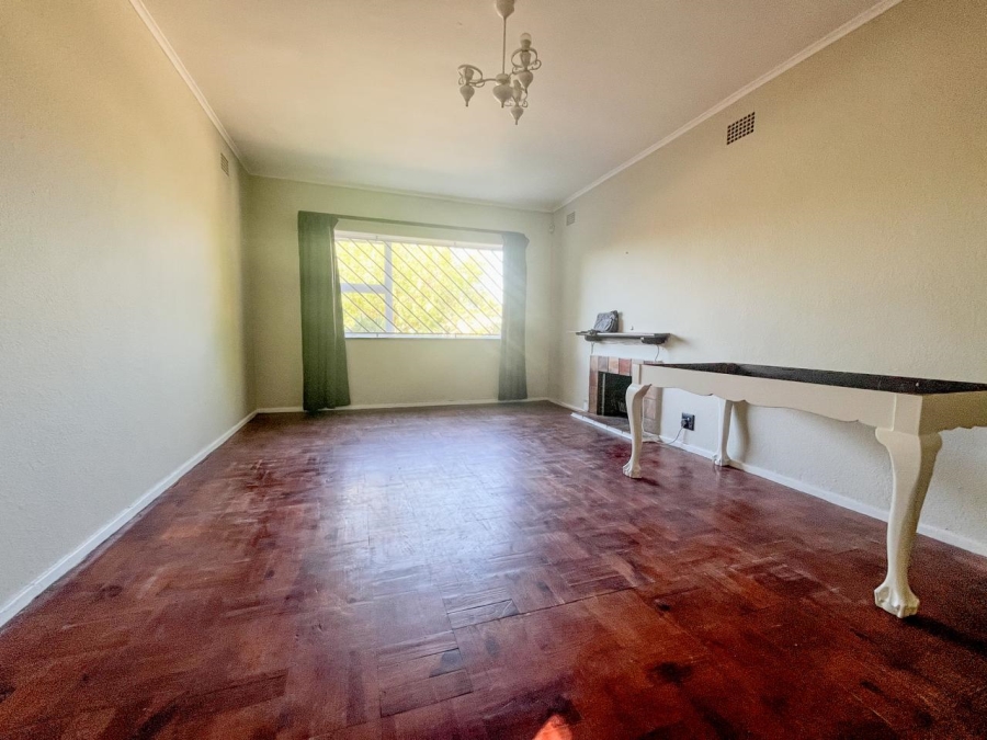 To Let 3 Bedroom Property for Rent in Pinelands Western Cape